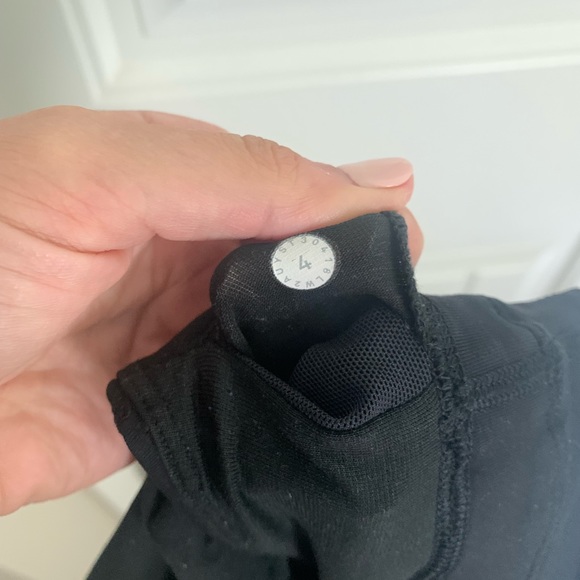 Lululemon Energy Bra Long Line - Picture 7 of 7